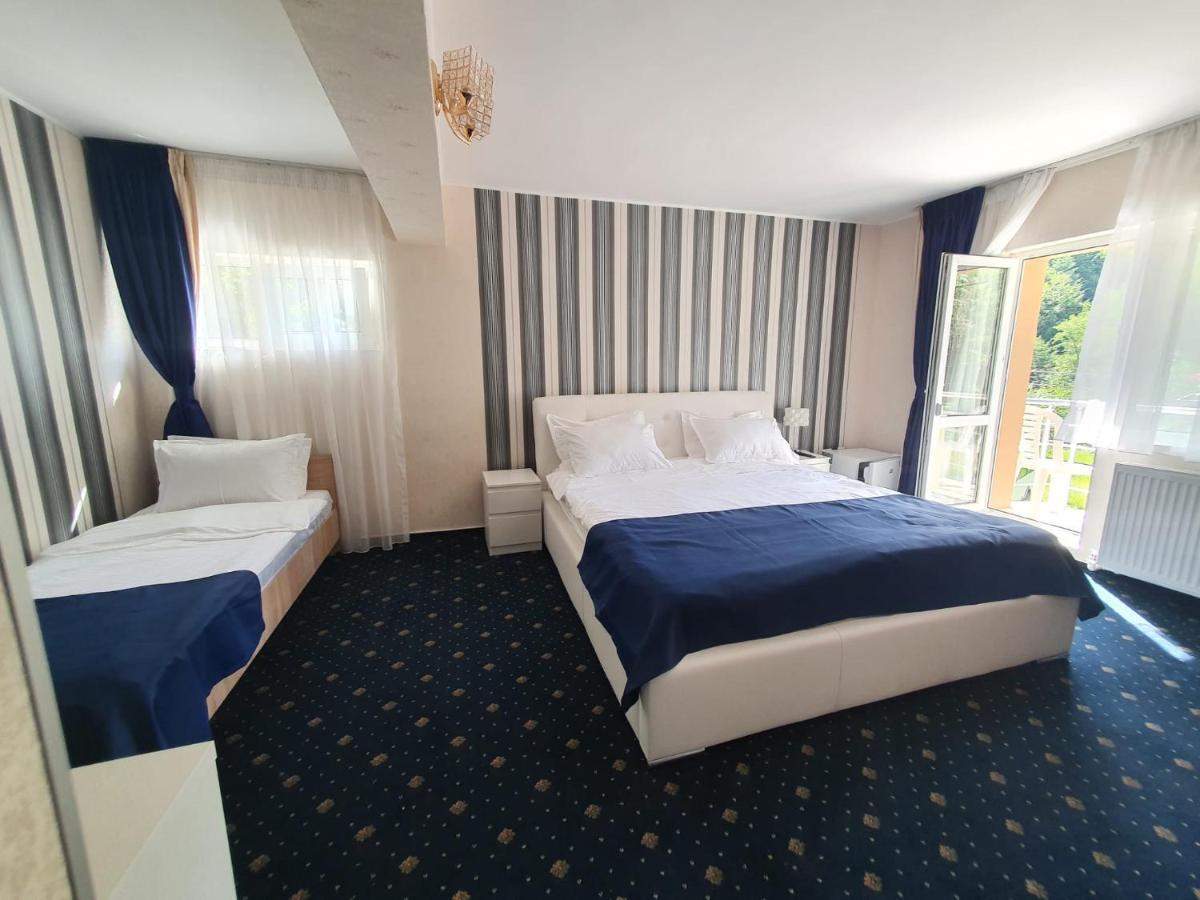 Hotel Green Palace Sinaia Exterior foto